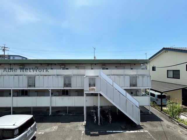  フォーブル西小池A・B