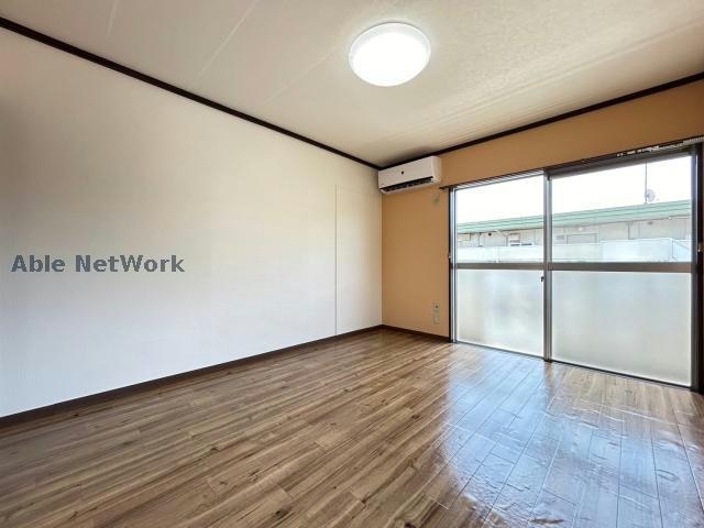  フォーブル西小池A・B