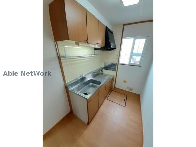  クレストール市場