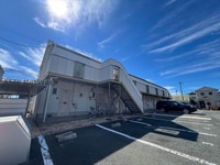 ＴＯＷＮＹ　ＡＫＥＢＯＮＯ