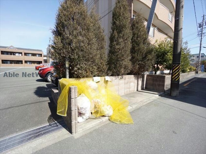  エルヴェ東小向Ⅰ