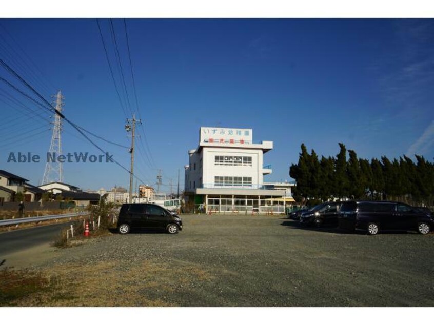 寿泉寺いずみ幼稚園(幼稚園/保育園)まで384m ＩＳＹ４８Ⅰ・Ⅱ