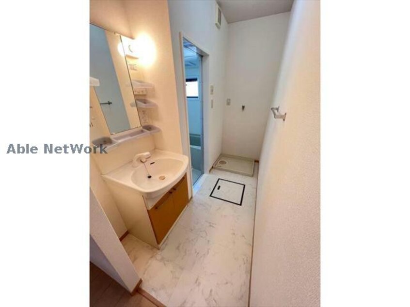  サンハイム一色