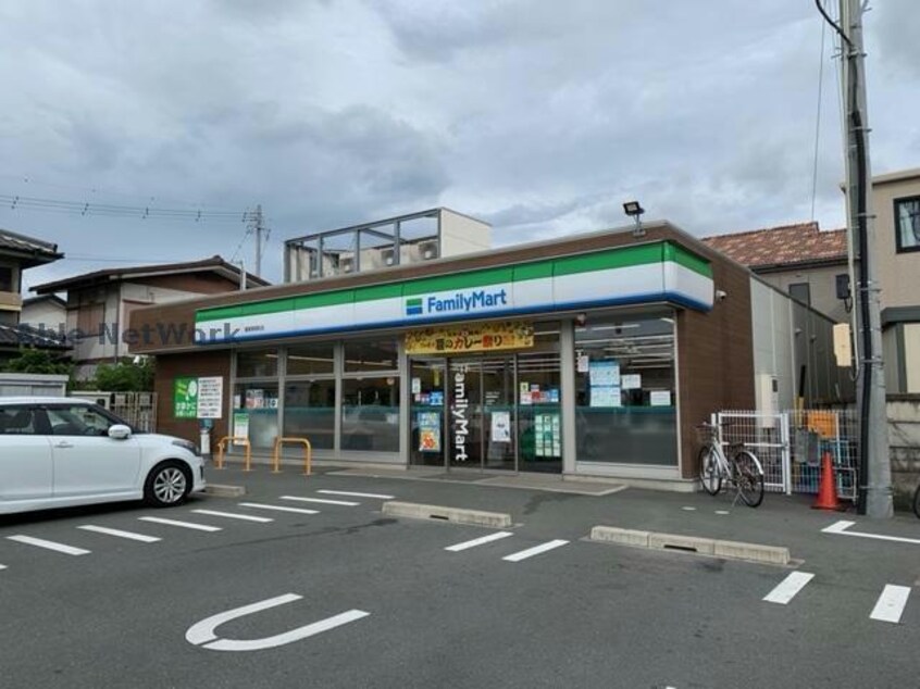 ファミリーマート豊橋草間町店(コンビニ)まで653m サンハイム一色
