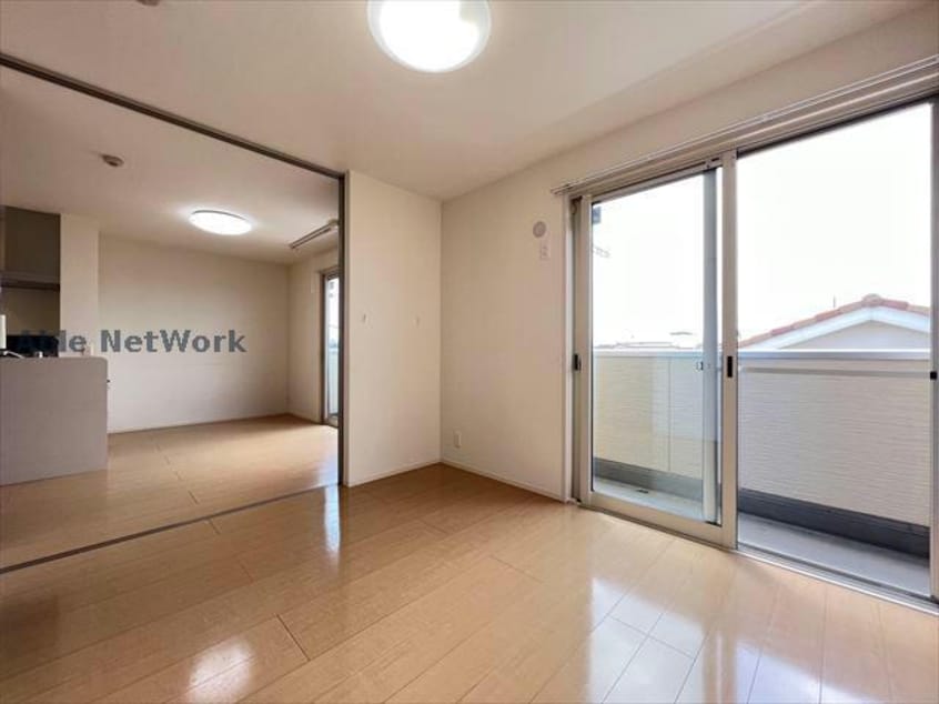  プール・トゥジュール