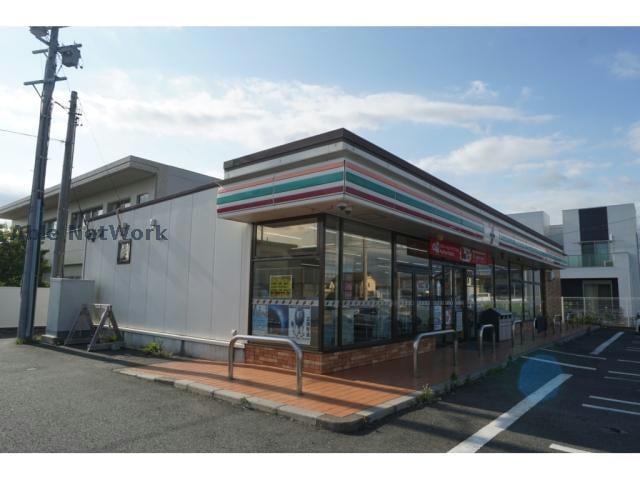 セブンイレブン豊橋高洲町店(コンビニ)まで438m Ｃａｌｍｅ　Ａｌｂａ