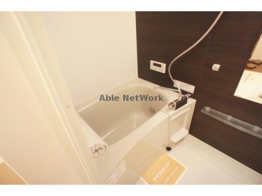  メゾン　ラ・ヴェリテA　B