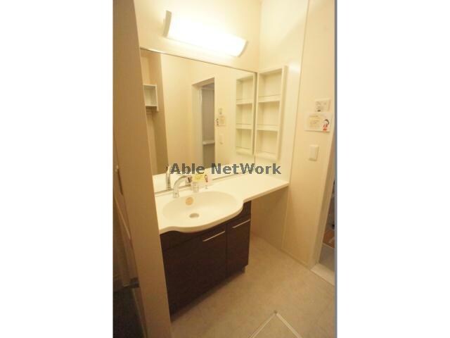  メゾン　ラ・ヴェリテA　B