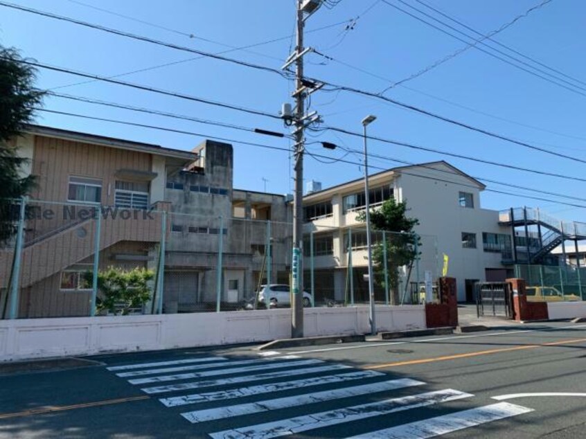 豊橋市立中部中学校(中学校/中等教育学校)まで246m GRASTA