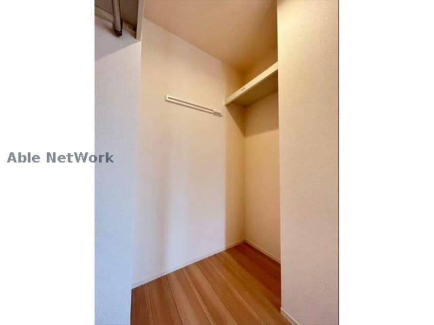 ウォークインクローゼット 豊橋　ウエスト　1