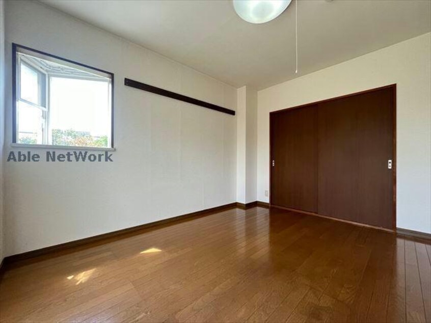  サープラス　JUVE