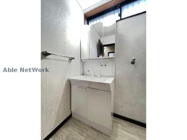  東海道本線/豊橋駅 バス11分外神下車:停歩3分 1-2階 築28年