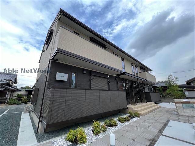  ウェストテラス大西