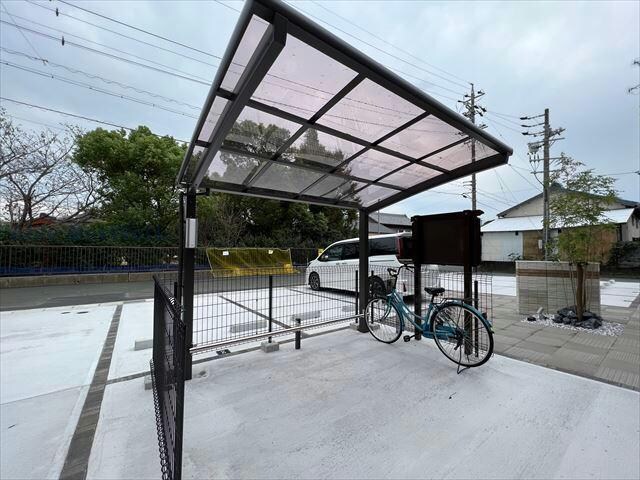  ウェストテラス大西