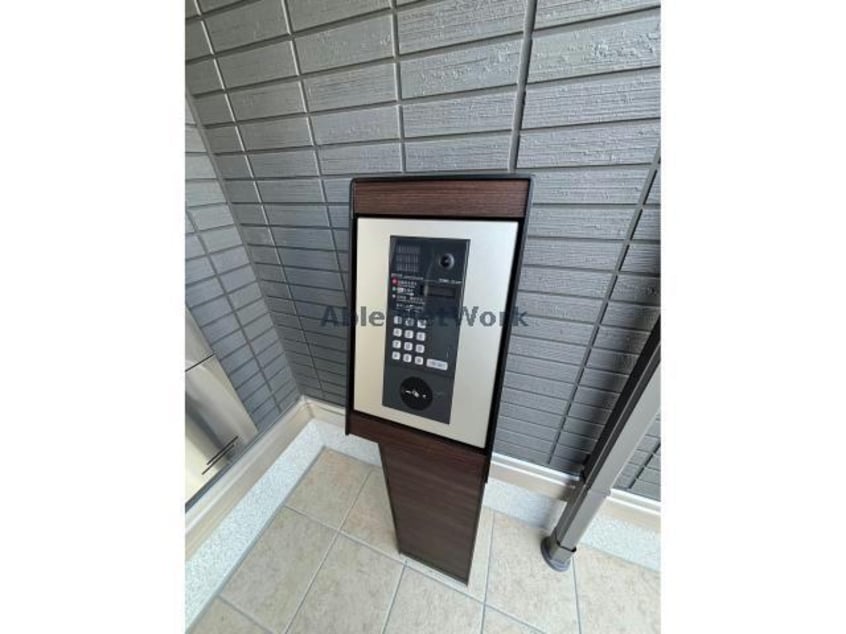  アトール　テラス　柱