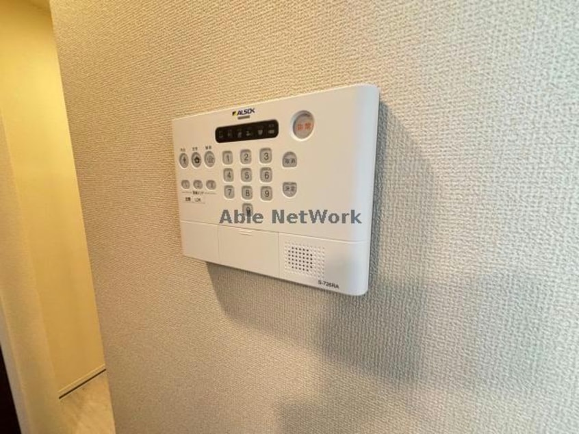  アトール　テラス　柱