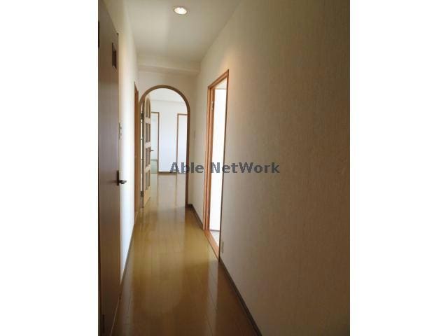  クリスタルヒルズ