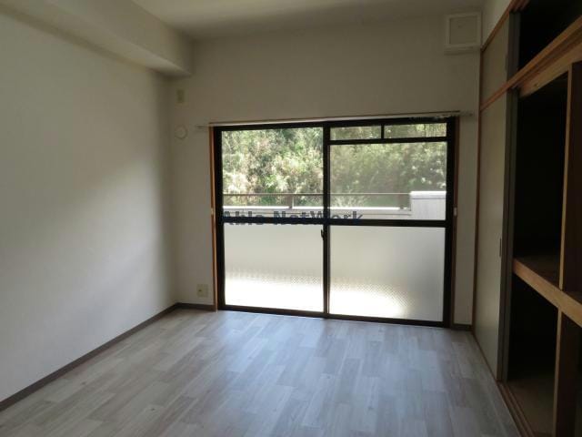  クリスタルヒルズ