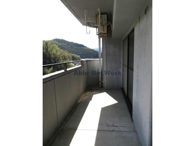  クリスタルヒルズ