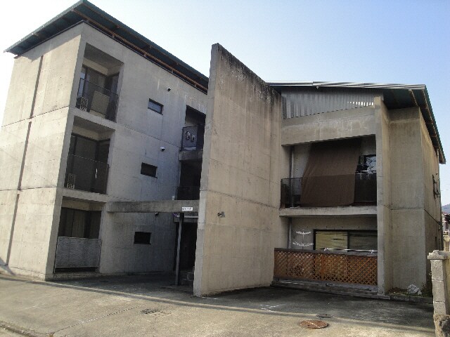  ＣＯＵＲＴ　ＩＮ　雅