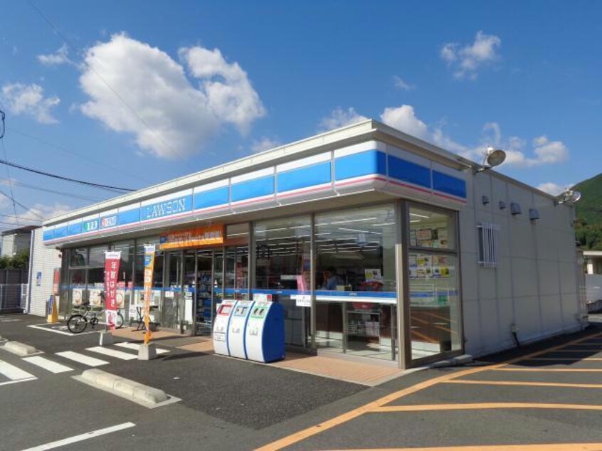 ローソン大洲松ケ花店(コンビニ)まで754m クロッソラ