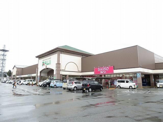 フジ宇和店(スーパー)まで1711m ボヌール Ｋ ウワ Ａ