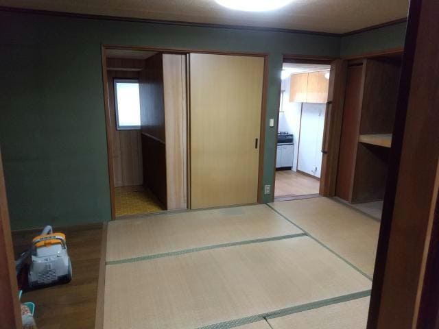  内子町渡邉貸家