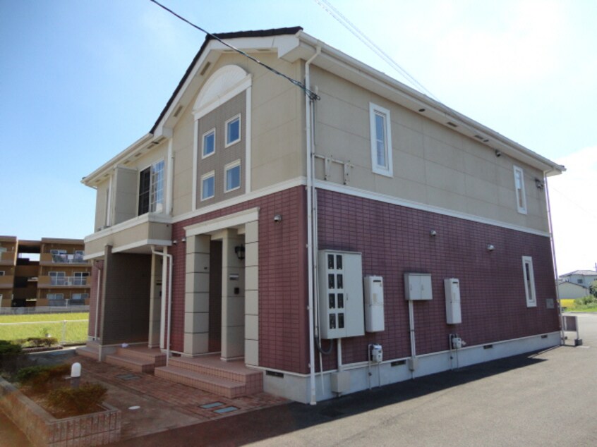  ルミナス藍住　Ａ・Ｂ