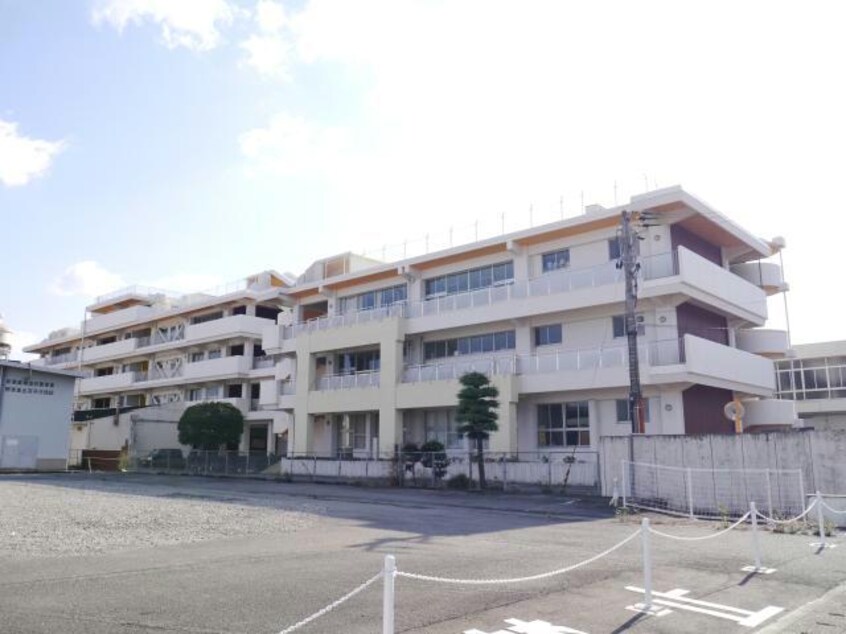 藍住町立藍住南小学校(小学校)まで846m ローズライフＳ