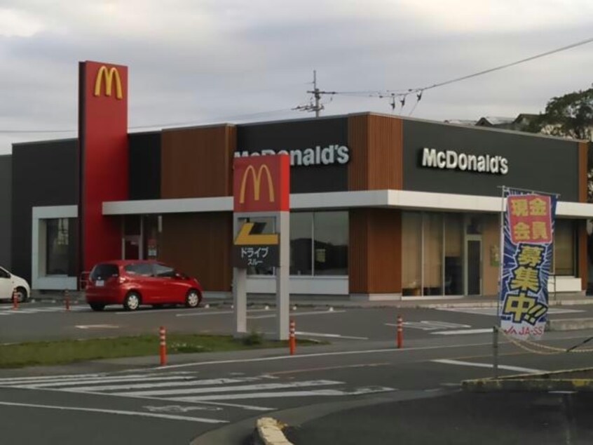 マクドナルド徳島応神町店(その他飲食（ファミレスなど）)まで1621m レスポワール勝瑞　Ⅱ