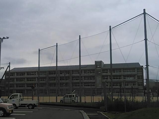 北島町立北島中学校(中学校/中等教育学校)まで1777m エテルノＣ