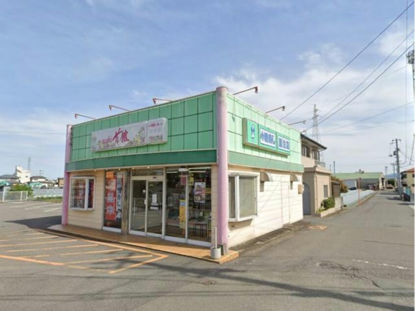 小僧寿し藍住店(その他飲食（ファミレスなど）)まで797m ブリエⅡ