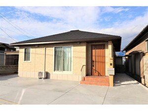 藍住町東中富　戸建１