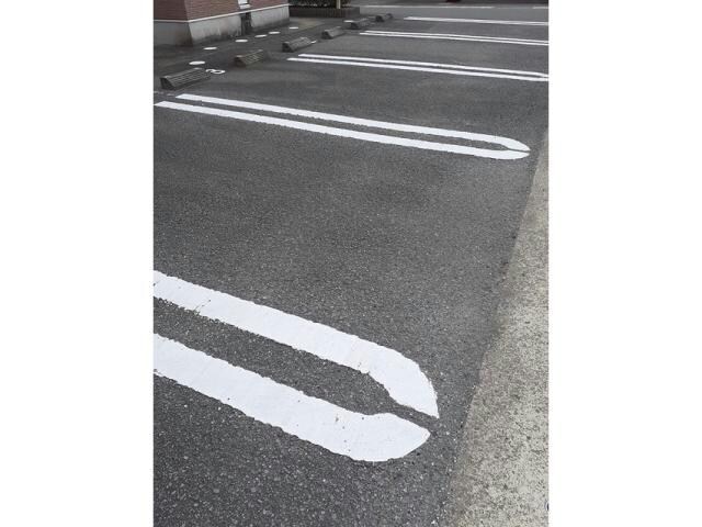  グレースコート　B