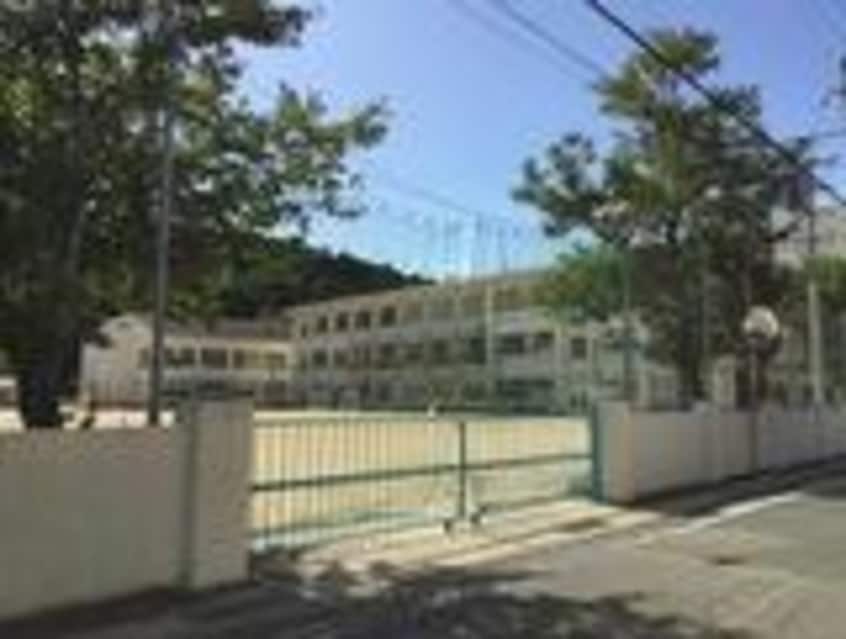 鳴門市立撫養小学校(小学校)まで1733m Casa K&K
