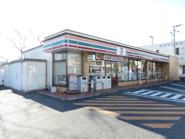 セブンイレブン水口綾野店(コンビニ)まで636m メゾンクレセラⅡ