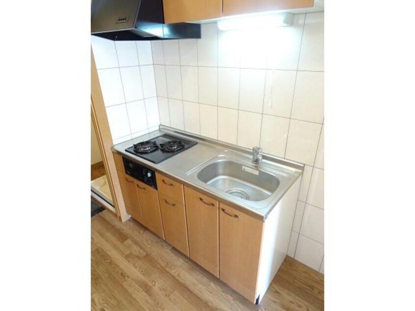 キッチン（ガスコンロあり） Little Court AQUA