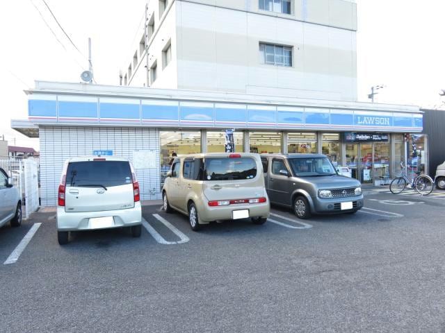 ローソン公立甲賀病院前店(コンビニ)まで173m ガーデンハイツ