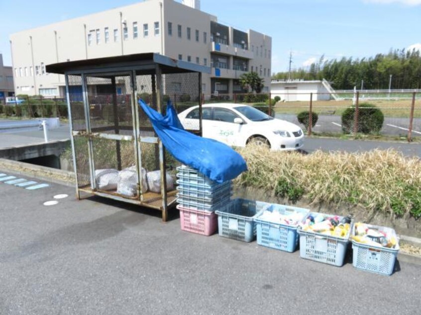 ゴミ置場 ブセナテラス１番館