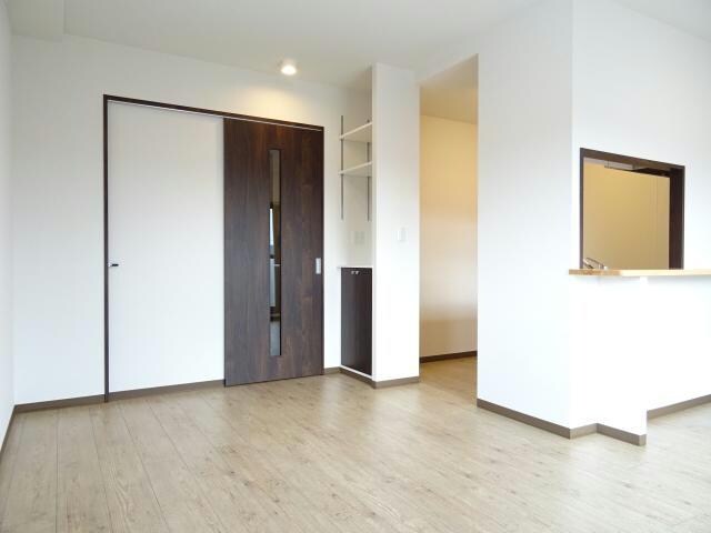 LDK13.8帖 フォレ　コリーヌ（Foret colline）