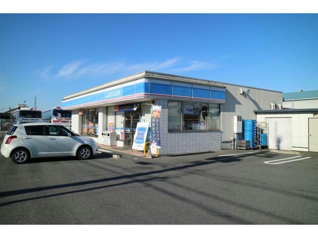 ローソン甲西中央三丁目店(コンビニ)まで882m ハイスクエア湖南