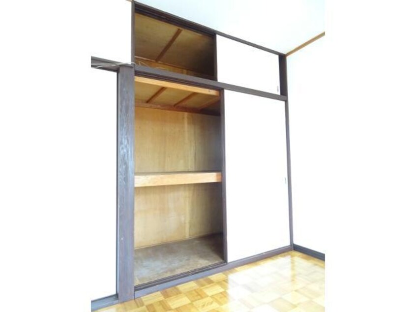 押入2 若竹苅谷邸