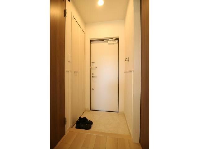 玄関(内側) NorthStar Condo