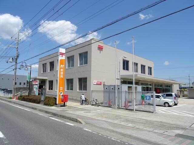 甲賀郵便局(郵便局)まで889m CA彩り