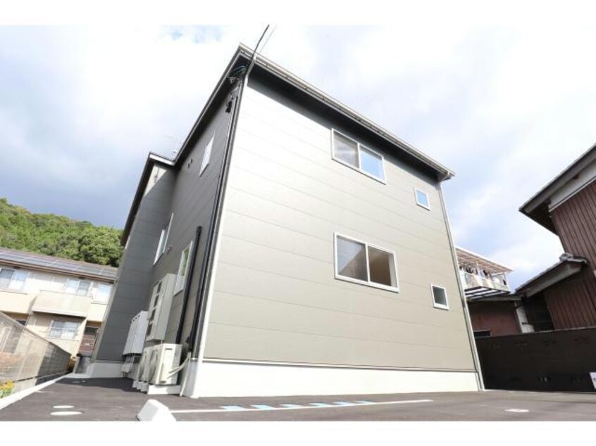  ユイストコート