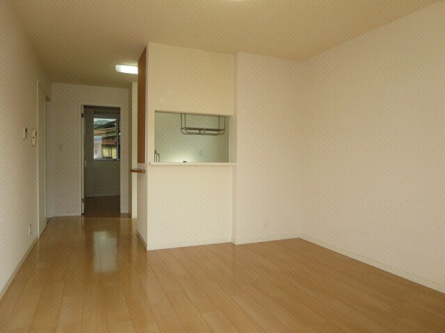  スクウェアーイズミ Ｃ棟