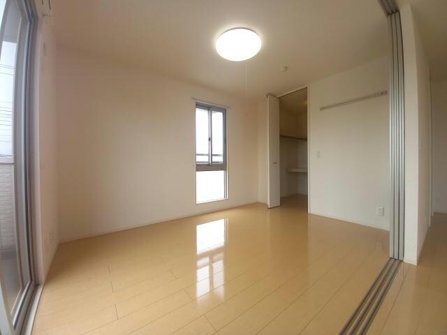  ウエストヴィラージュ華浦