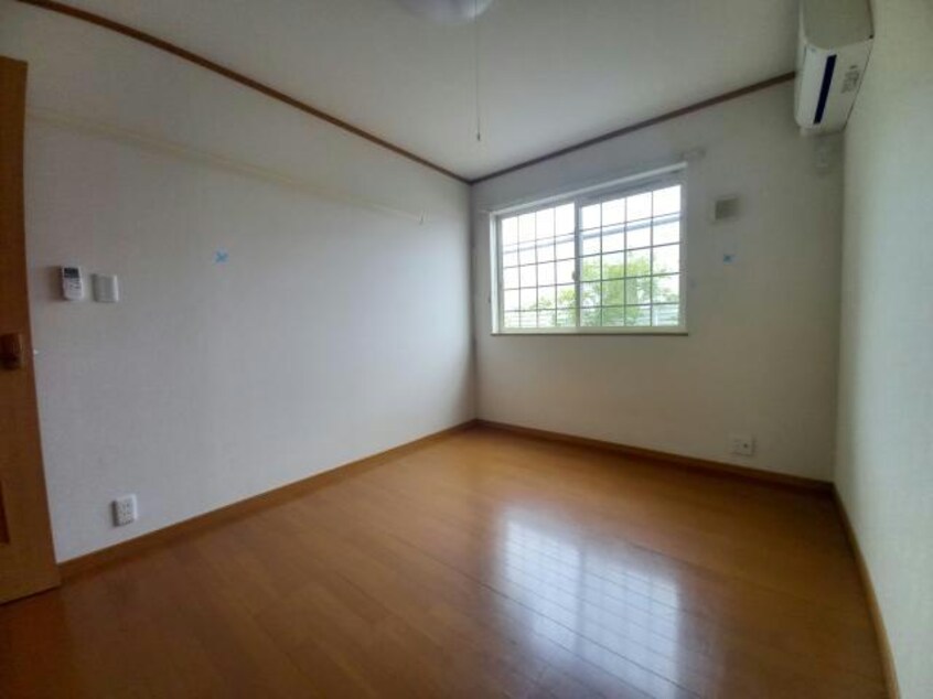  グリーンコート Ｅ