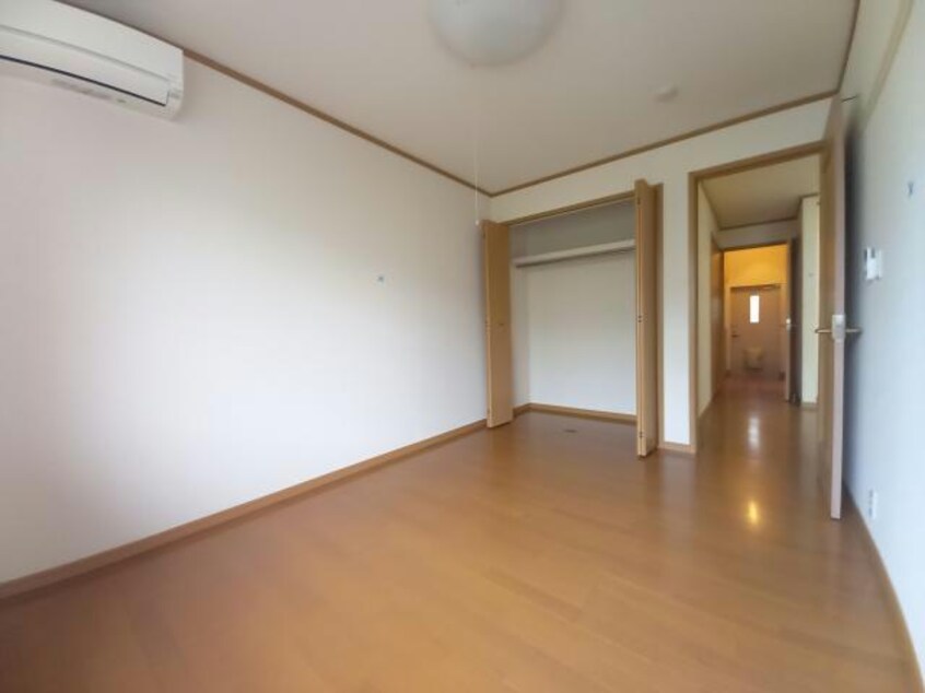  グリーンコート Ｅ