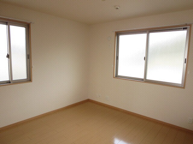  ランド アクシス高井